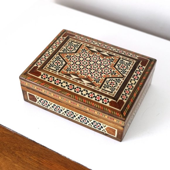 Vintage Other - Vintage Syrian Inlaid Wood Box